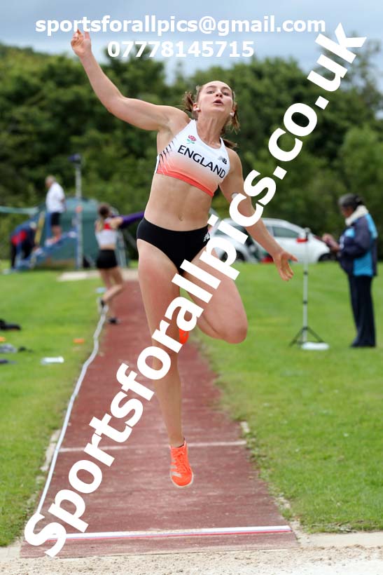 Long Jump 02, NECAA Open Meeting, Morpeth, Sunday, March 23rd. David T. Hewitson/Sports for All Pics